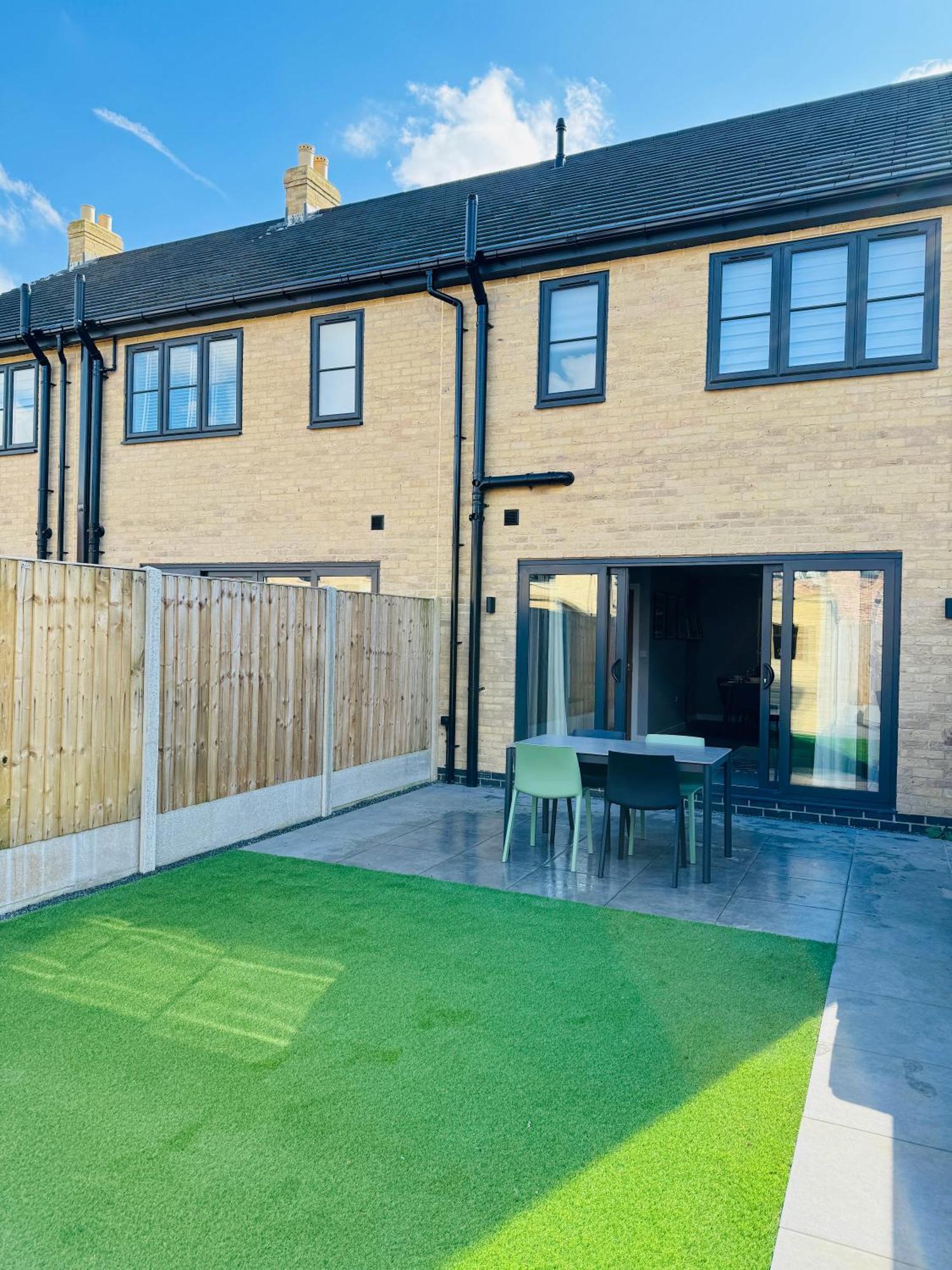 'lucky13' Modern Living On The Yorkshire Wolds Way Holiday home *